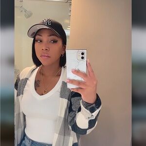 Meet your Posher, Kyra